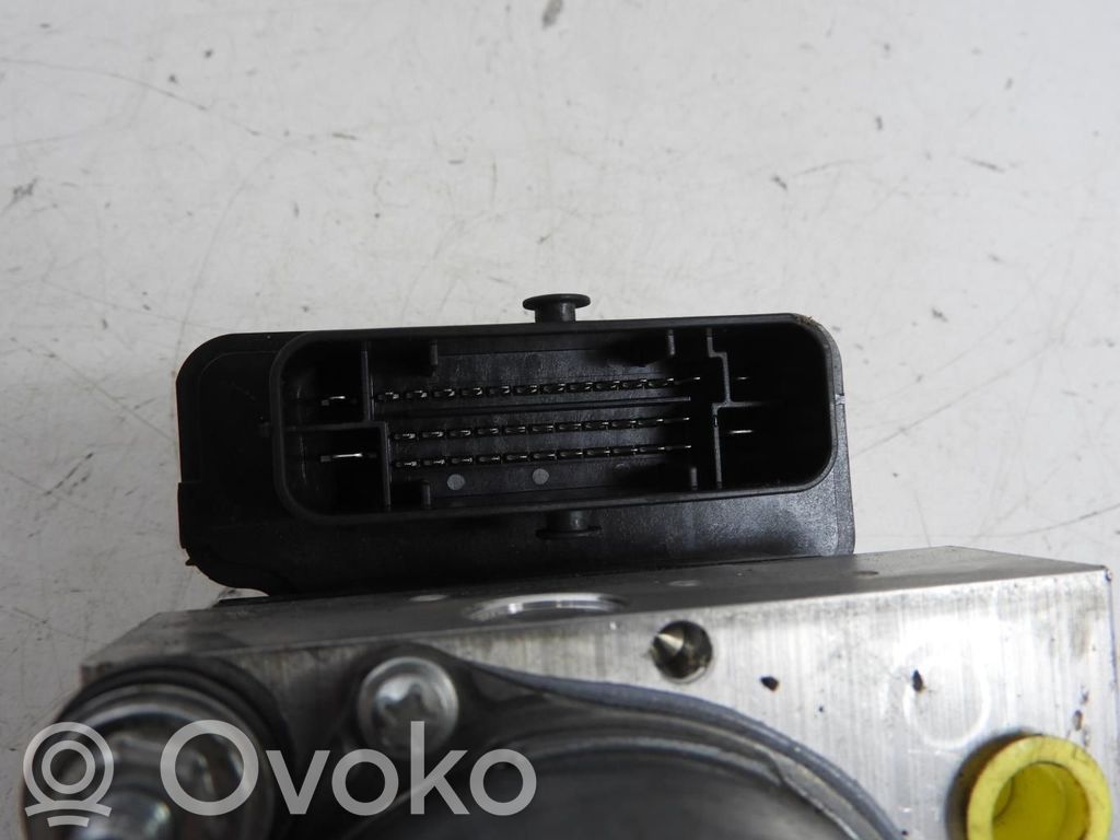 Renault Captur II ABS bloks 