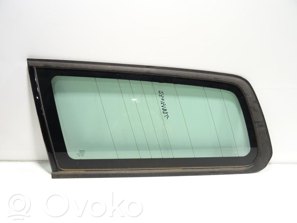 Volvo XC70 Finestrino laterale posteriore 