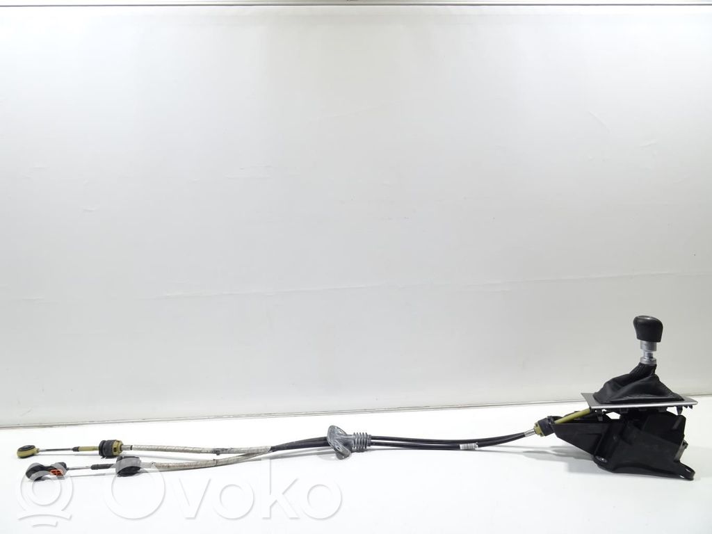 Ford Focus Gear shift cable linkage 