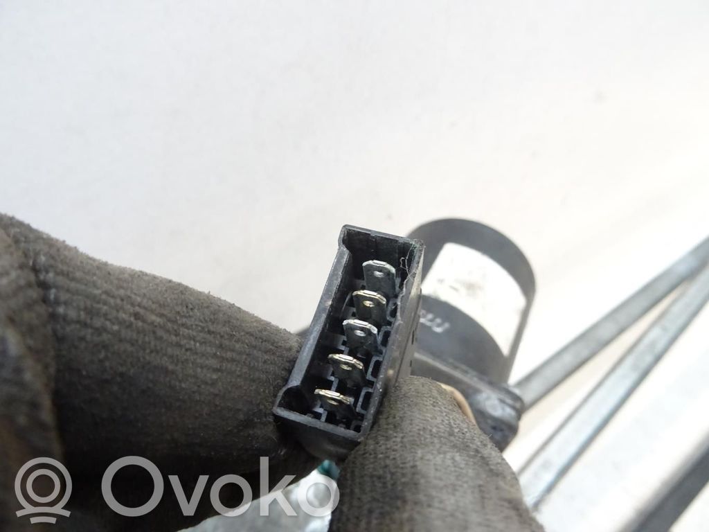 Renault Trafic I Wiper motor 