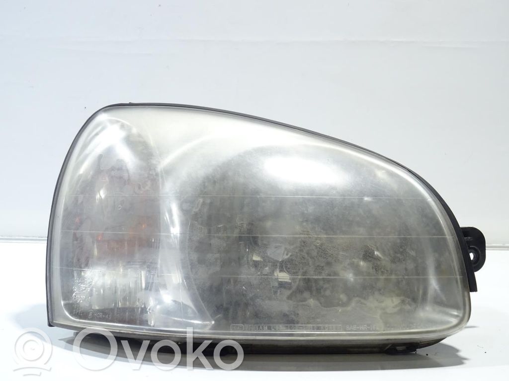 Hyundai Santa Fe Lampa przednia 