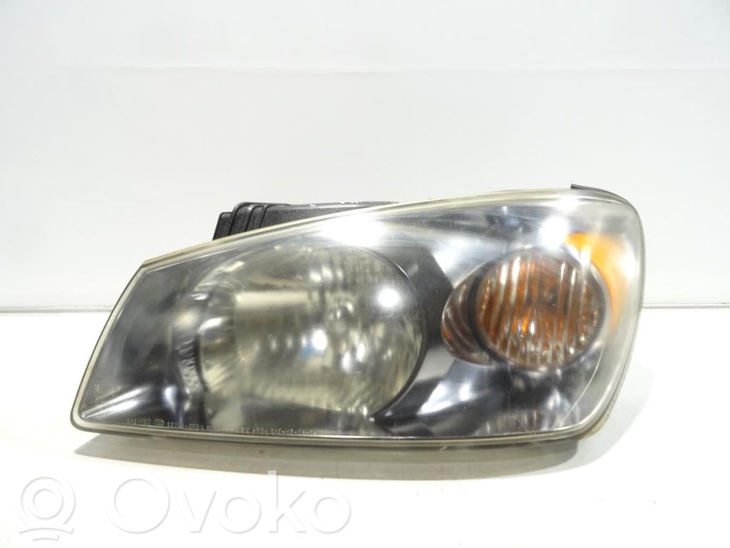 KIA Cerato Headlight/headlamp 