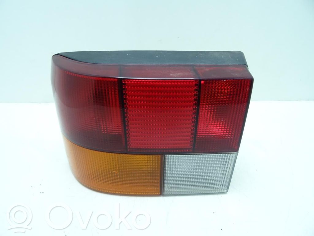 Renault 19 Galinis žibintas kėbule 