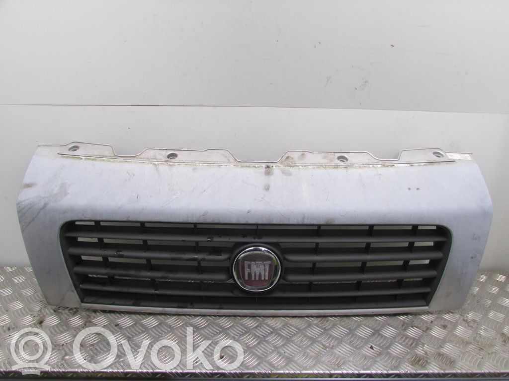 Fiat Ducato Atrapa chłodnicy / Grill 