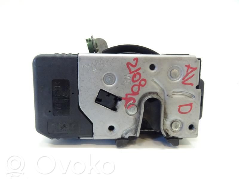 Opel Corsa C Front door lock 