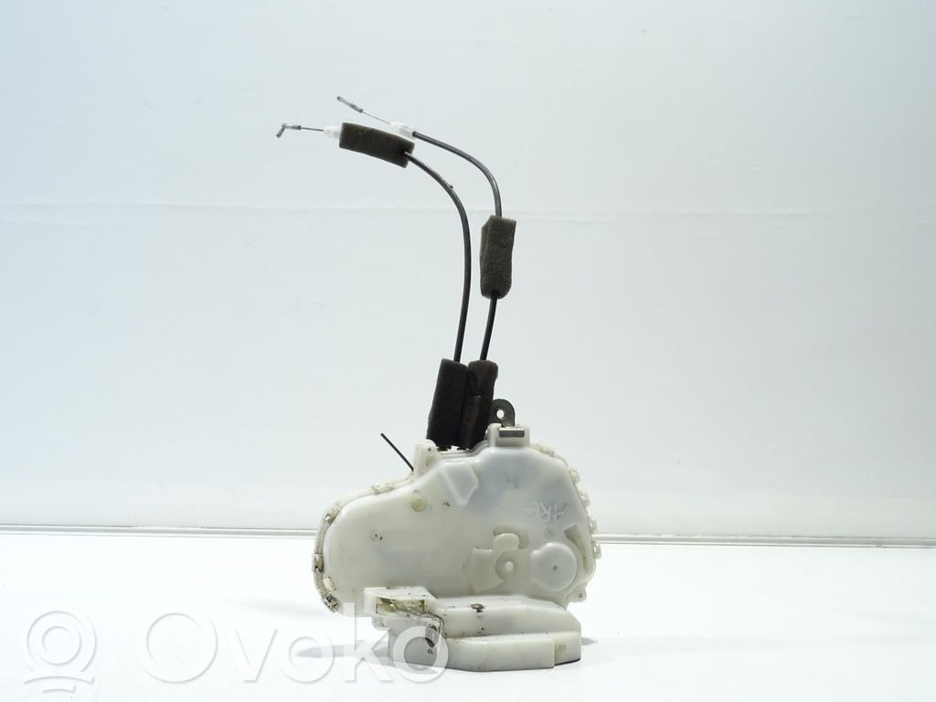 Honda CR-V Rear door lock 