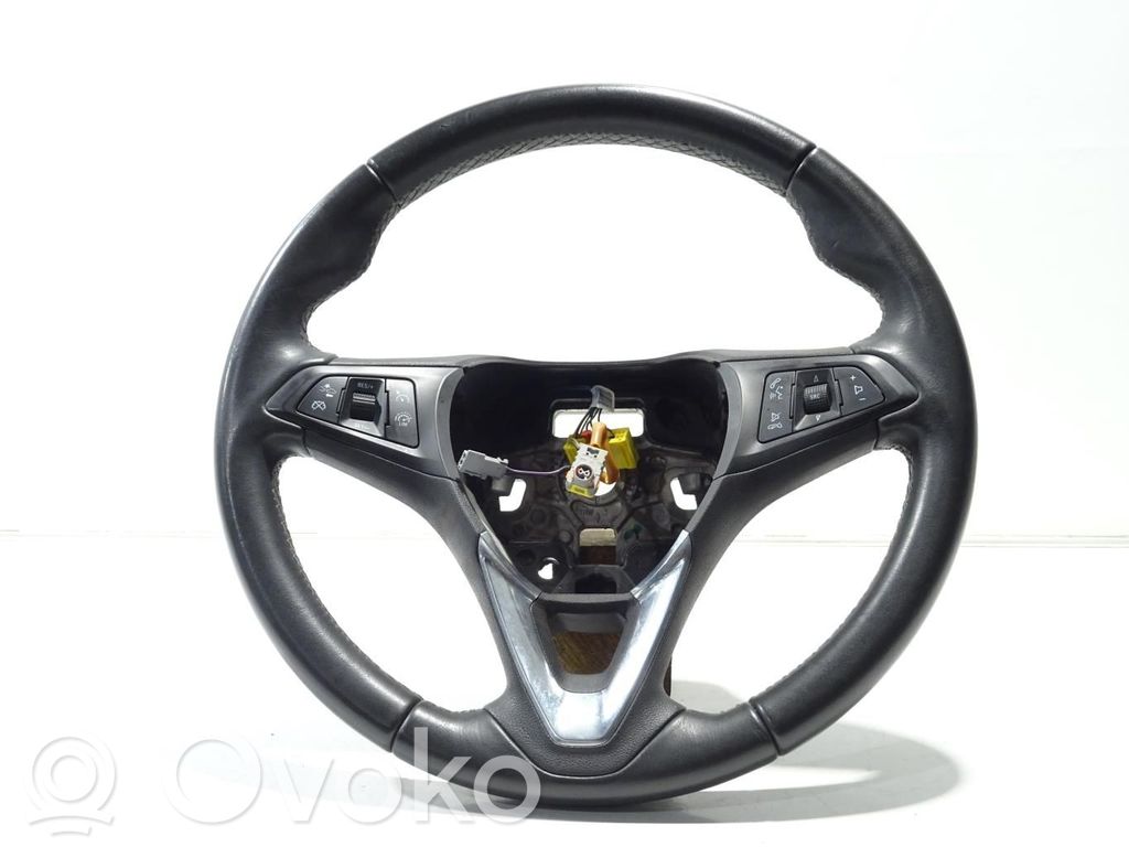 Opel Astra K Ohjauspyörä 