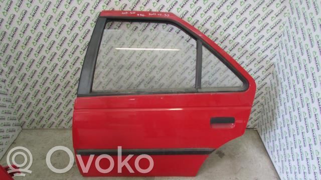 Peugeot 405 Puerta trasera 