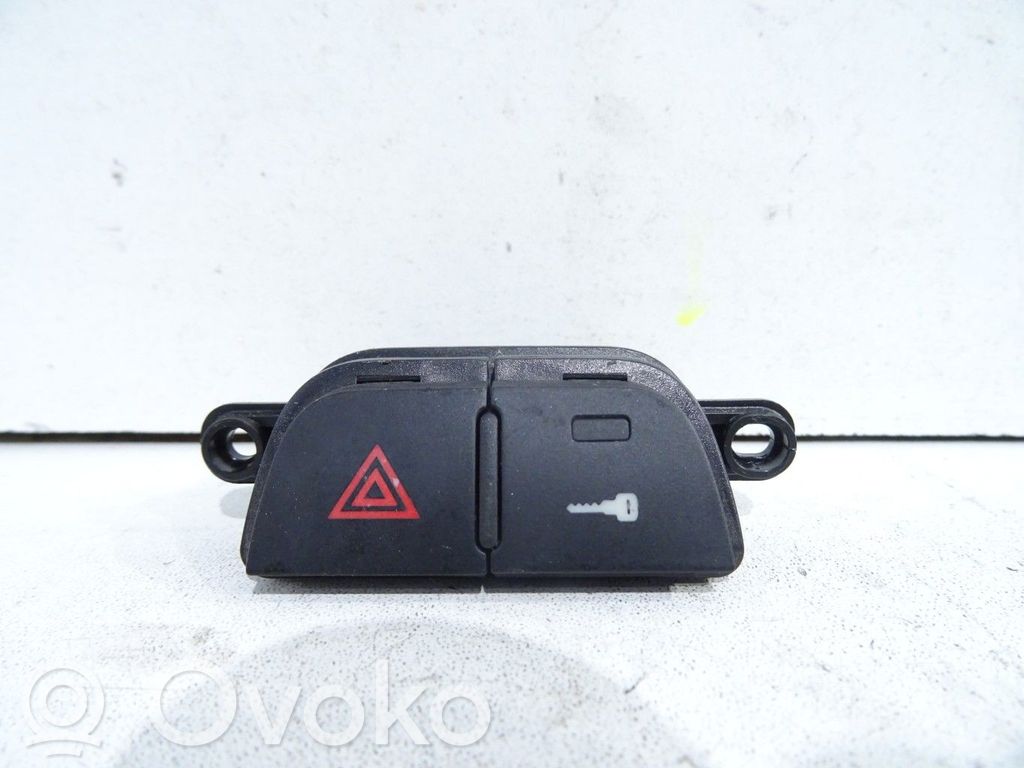 Alfa Romeo Mito Botón interruptor de luz de peligro 