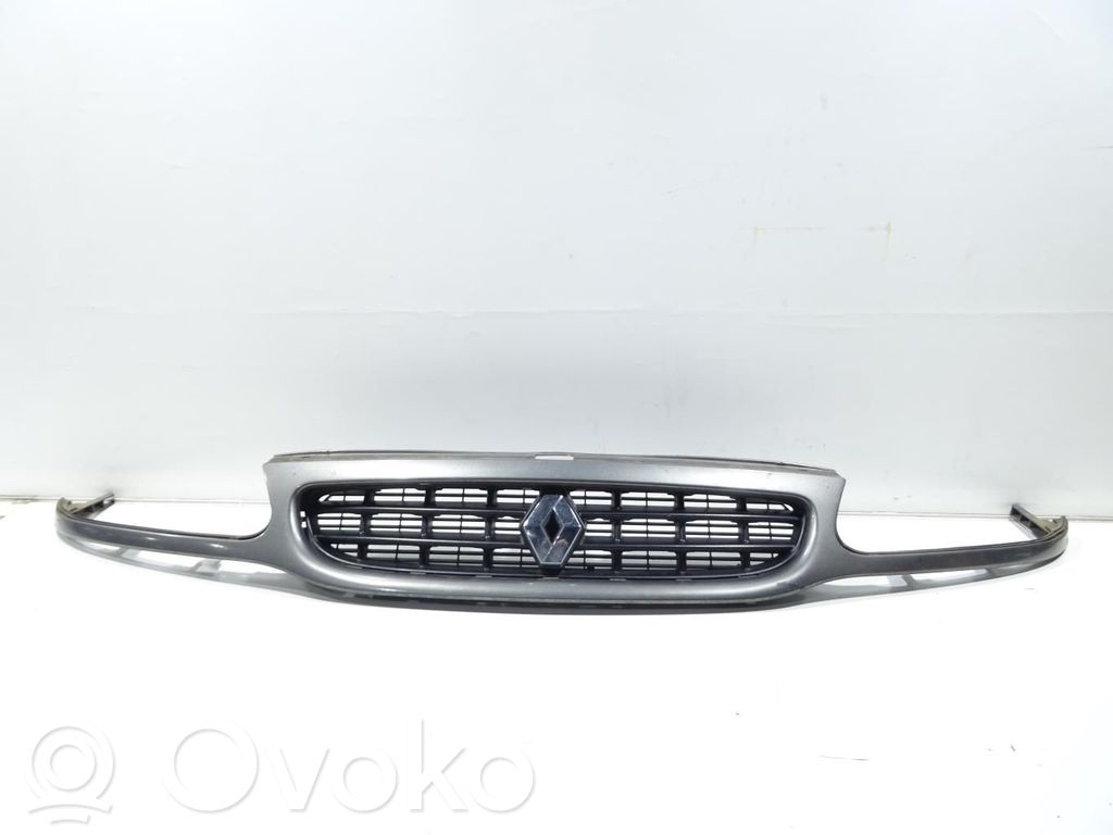 Renault Safrane Etusäleikkö 