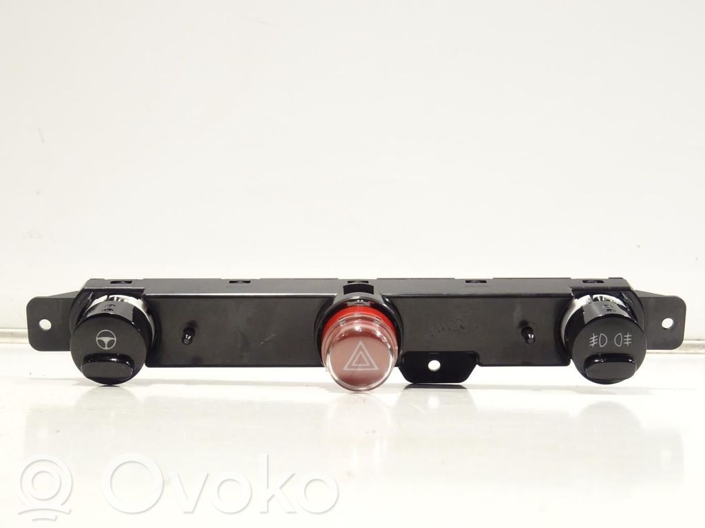 Fiat 500 Hazard light switch 