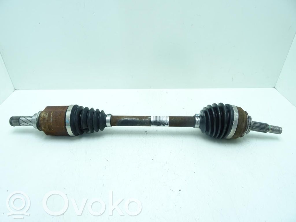 Renault Clio IV Front driveshaft 
