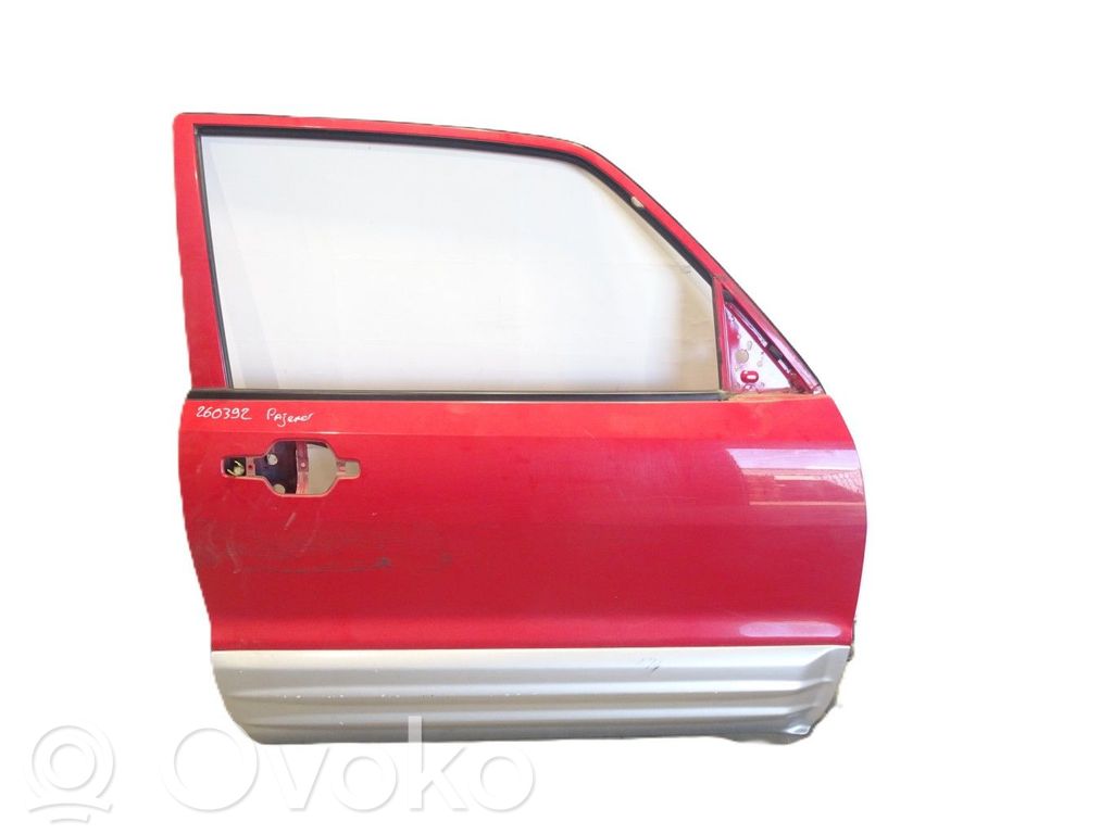 Mitsubishi Pajero Puerta delantera 