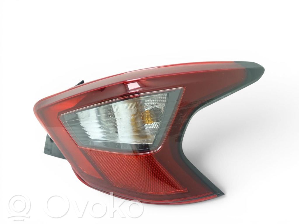 Nissan Micra K14 Aizmugurējais lukturis virsbūvē 