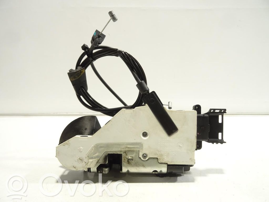 Peugeot 207 Front door lock 