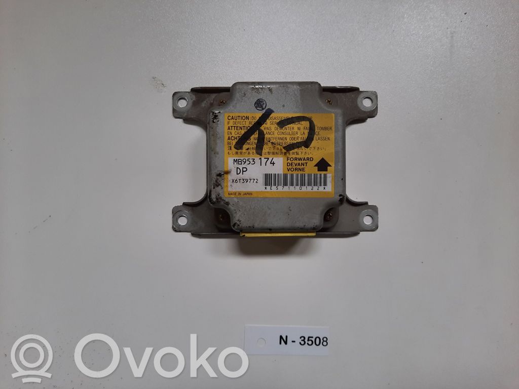 Mitsubishi Colt Airbag control unit/module 