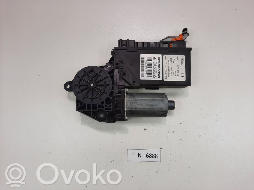 Audi A4 S4 B7 8E 8H Silnik regulatora szyby drzwi przednich 