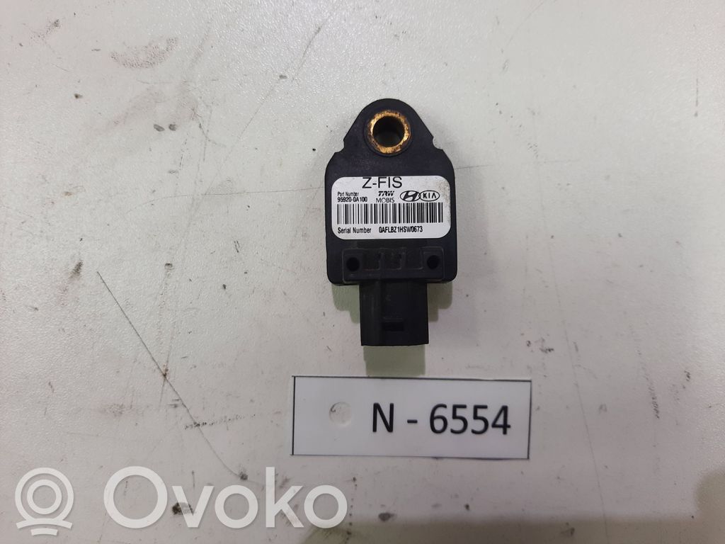 KIA Ceed Airbagsensor Crashsensor Drucksensor 