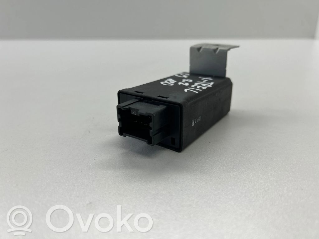 Nissan X-Trail T30 Door central lock control unit/module 