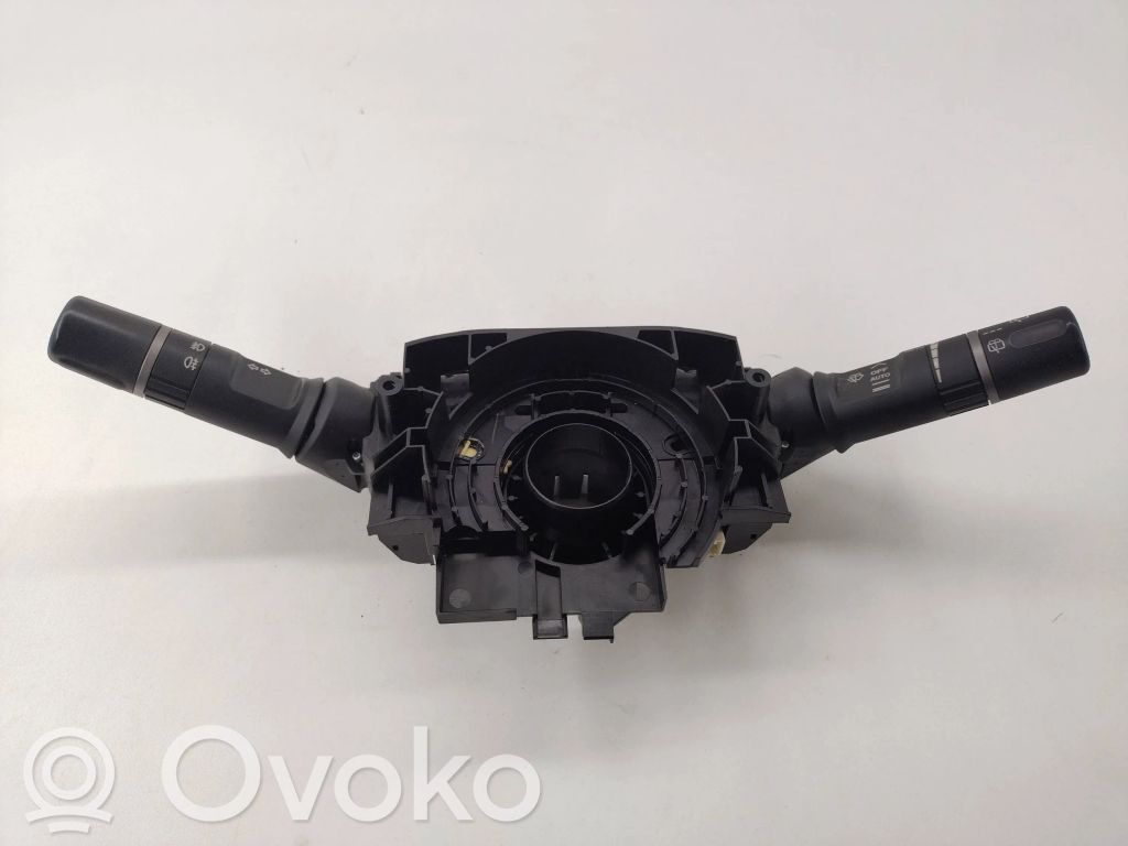 Mazda 6 Commodo, commande essuie-glace/phare 