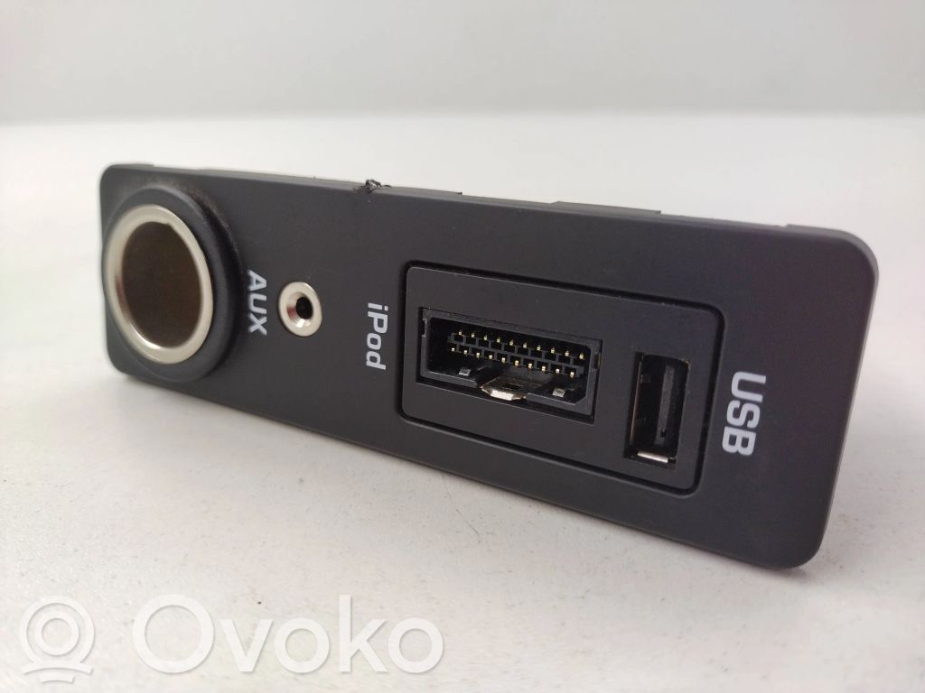 Jaguar XF X250 Enchufe conector USB 