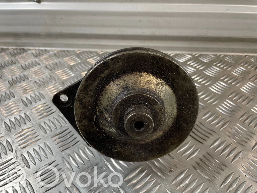 Renault Megane I Power steering pump 