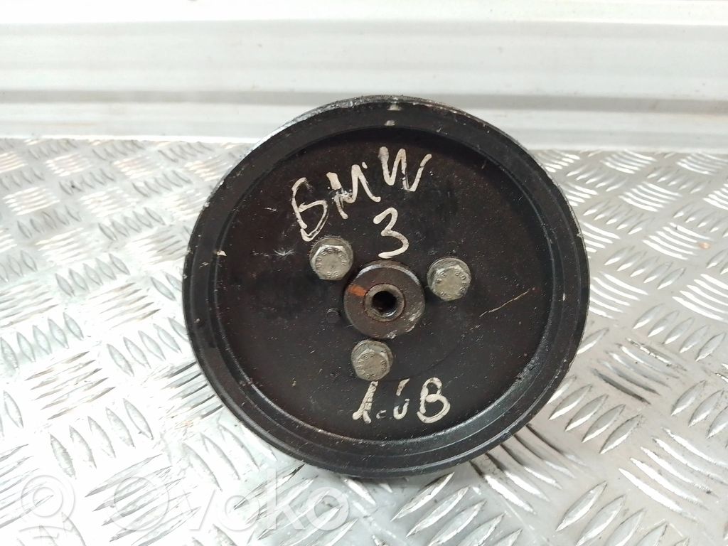 Power steering pump   6756575