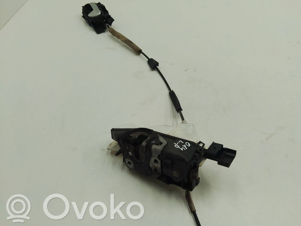 Citroen C5 Front door lock 