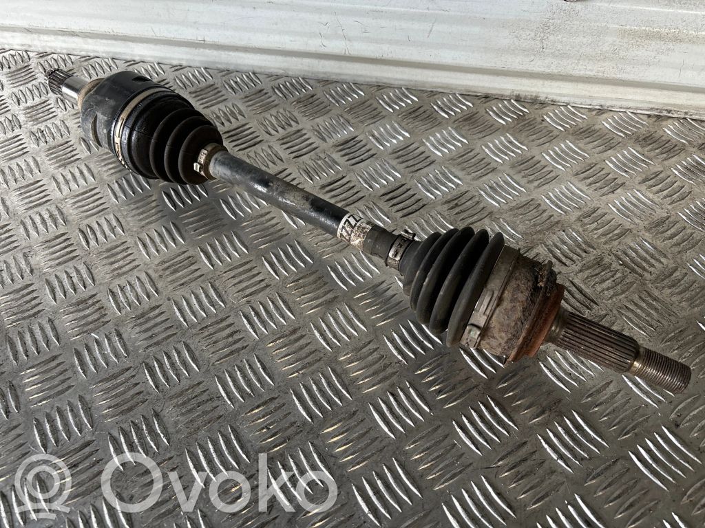Toyota Yaris Eje de transmisión delantero 