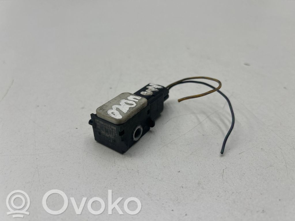 Ford Mondeo Mk III Airbag deployment crash/impact sensor 