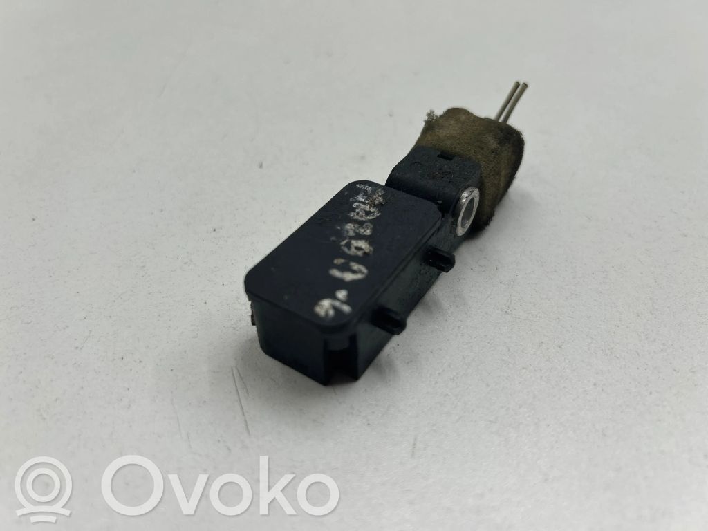 Airbagsensor Crashsensor Drucksensor   GJ6A57KC0,23DV09F53403