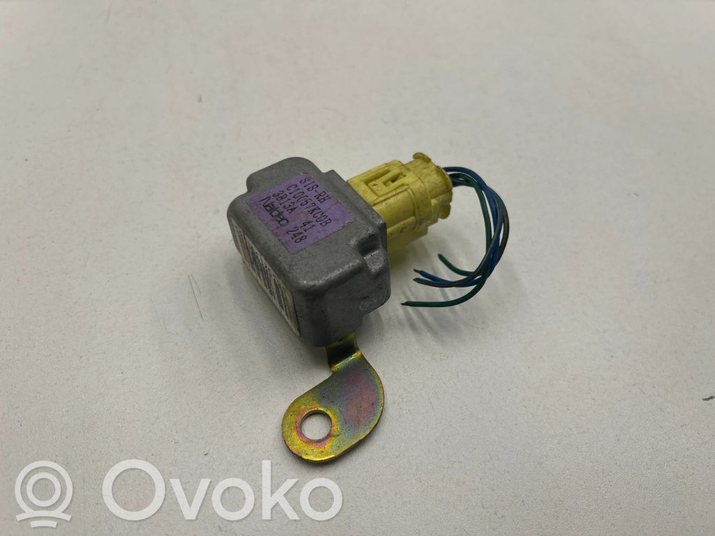 Mazda Premacy Airbagsensor Crashsensor Drucksensor 