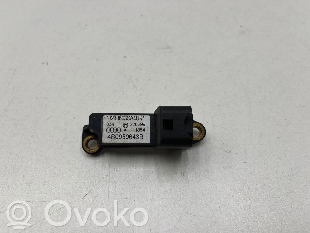 Airbagsensor Crashsensor Drucksensor   4B0959643B,220299,0230603AA4UR