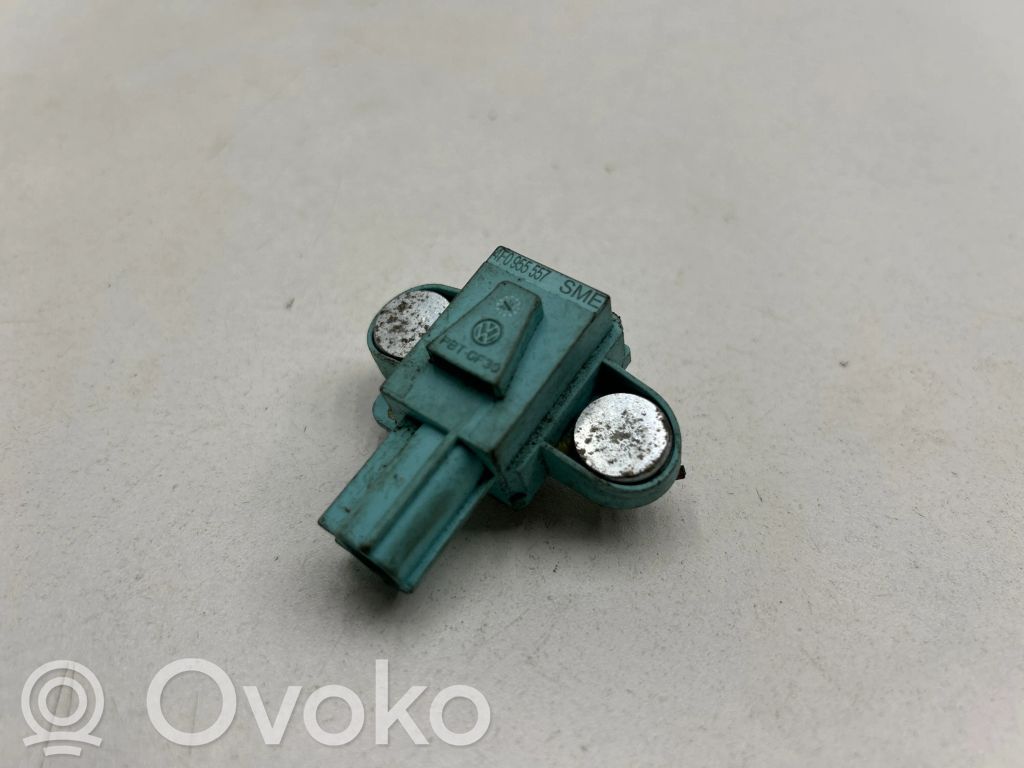 Airbagsensor Crashsensor Drucksensor   4F0955557