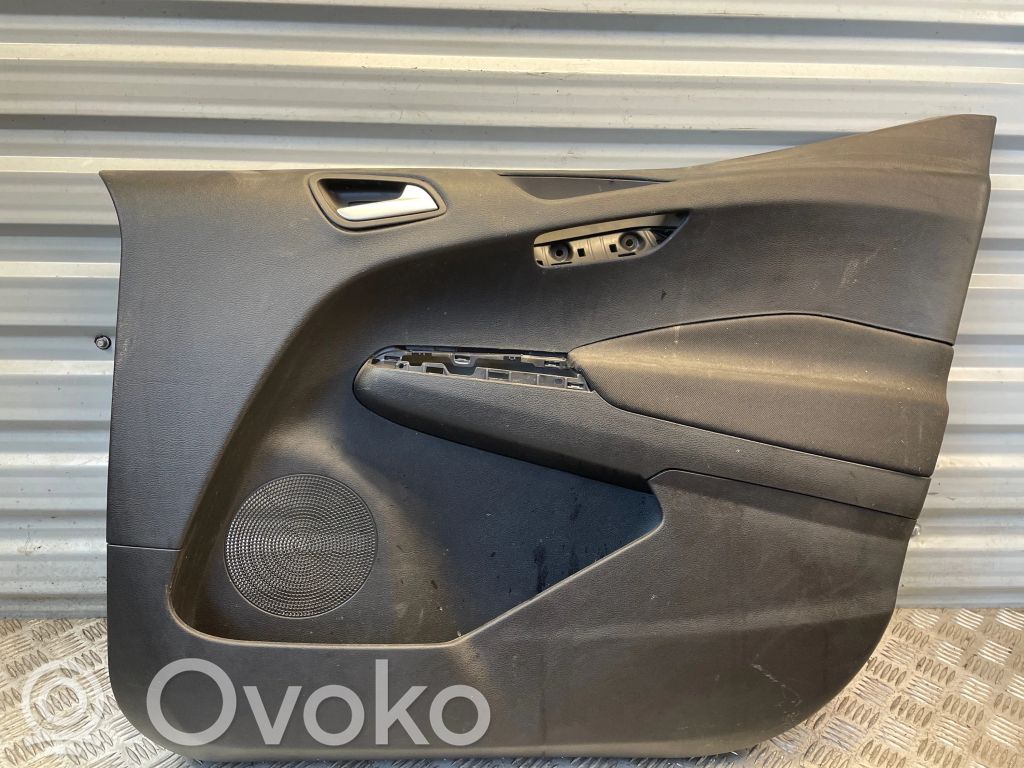 Ford Transit Courier Etuoven verhoilu 