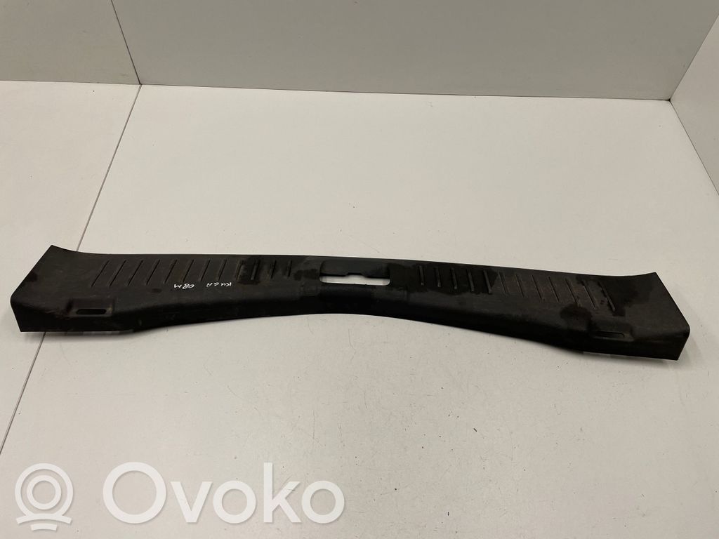 Ford Kuga I Protector del borde del maletero/compartimento de carga 