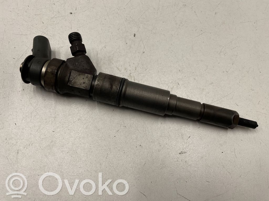 BMW 5 E60 E61 Fuel injector 