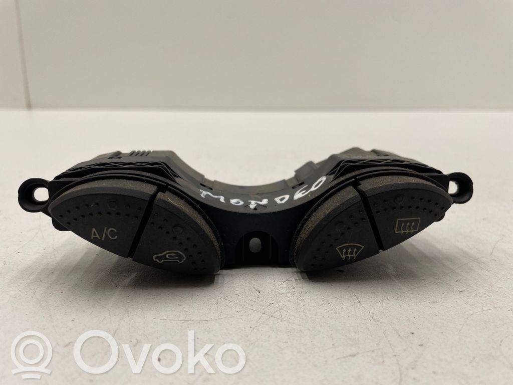 Ford Mondeo MK IV Bouton de dégivrage pare-brise 