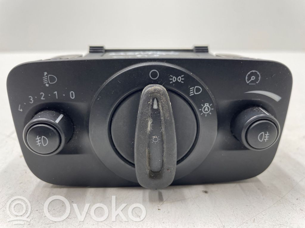 Ford Mondeo MK IV Light switch 