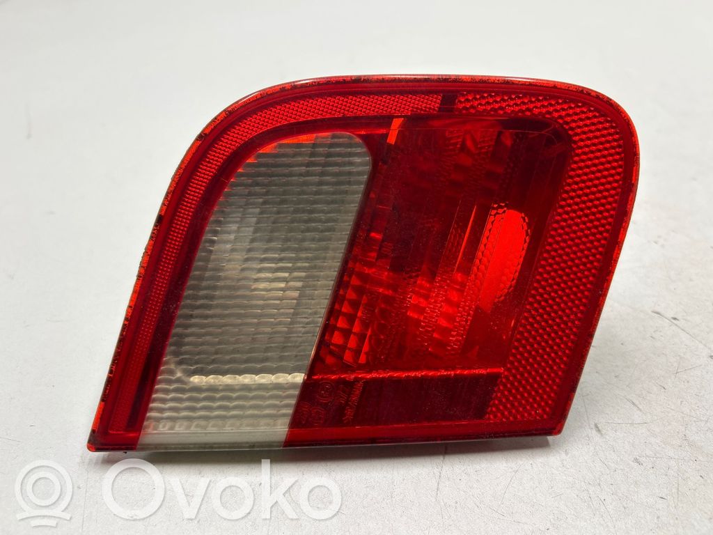 BMW 3 E46 Takaluukun takavalot 