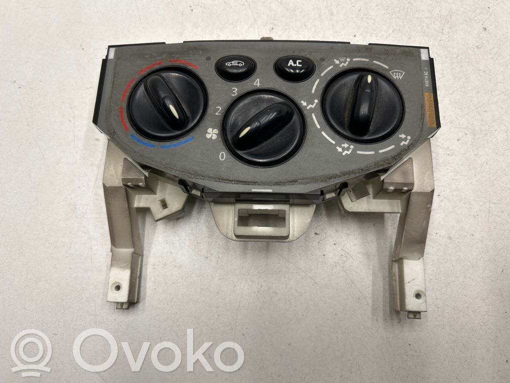 Opel Vivaro Climate control unit 
