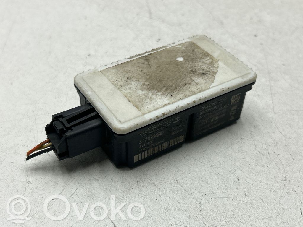 Volvo V50 Door central lock control unit/module 