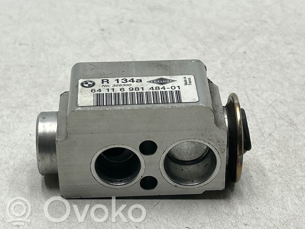 Air conditioning (A/C) compressor (pump)   R134A,328300,64116981484