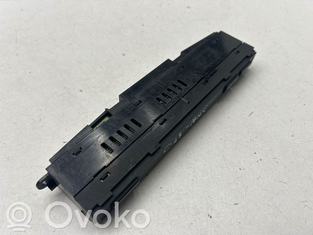 BMW 5 E39 Seat heating switch 