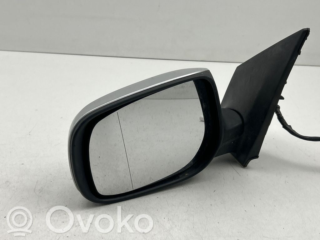 Toyota Corolla E140 E150 Front door electric wing mirror 