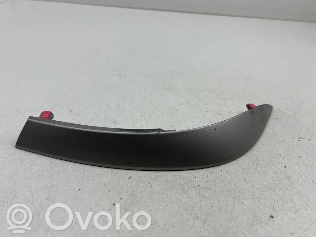 Toyota Corolla E140 E150 Kita salono detalė 