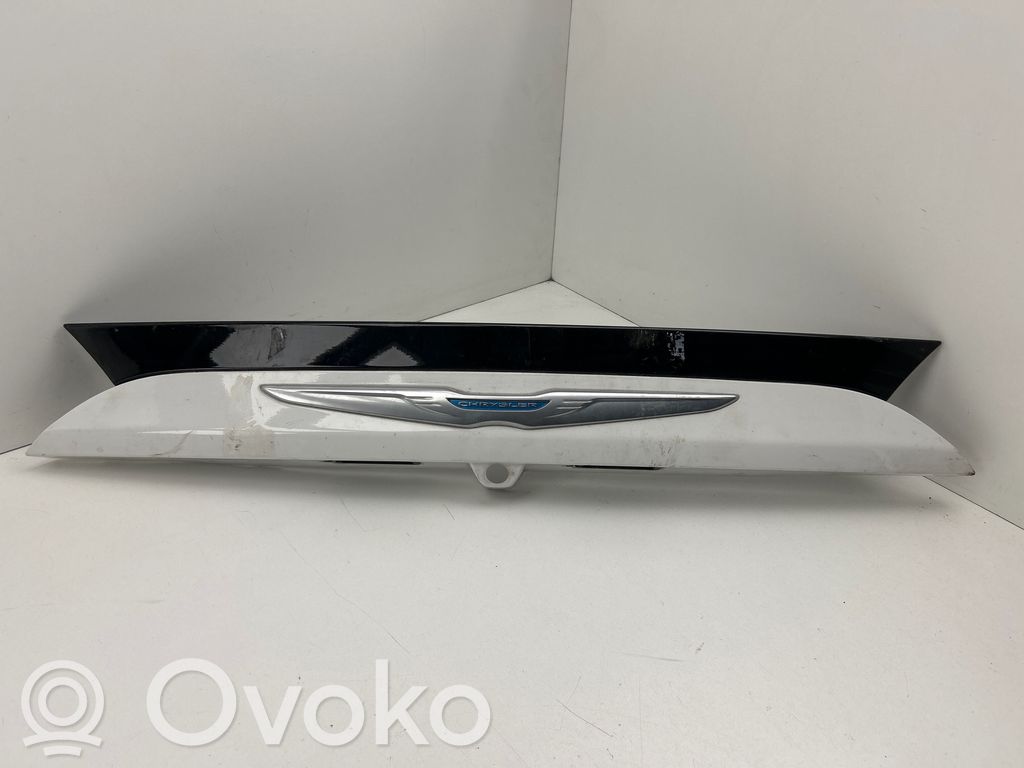 Chrysler Pacifica Éclairage de plaque d'immatriculation 