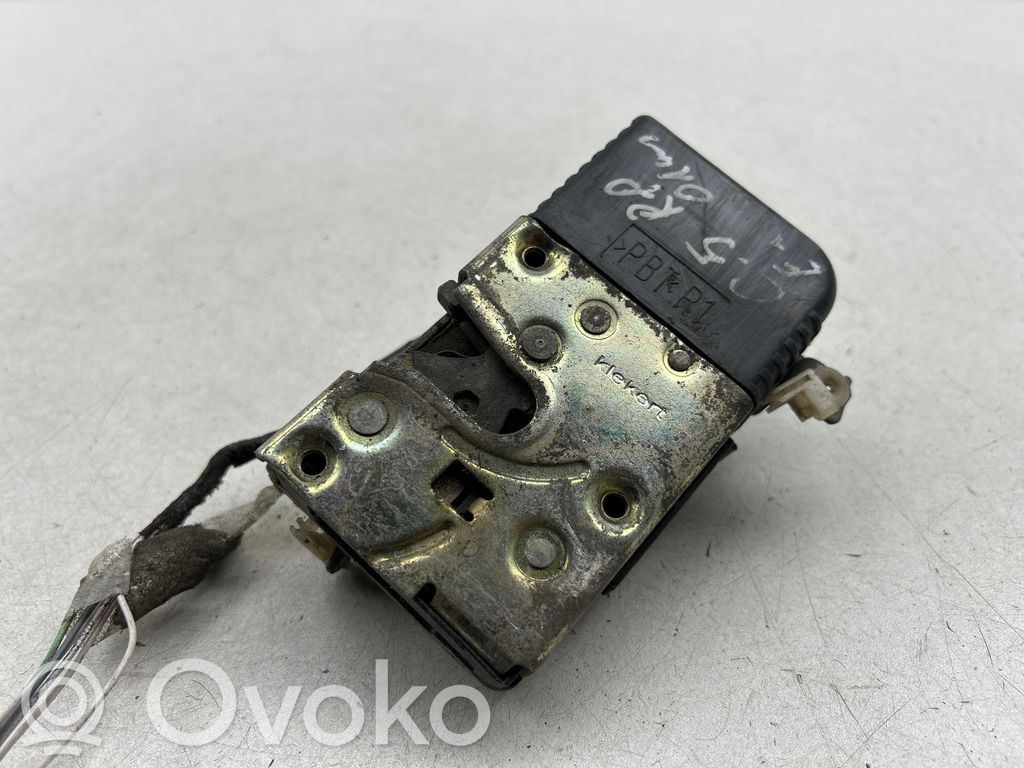 Citroen C5 Priekšpusē slēdzene 