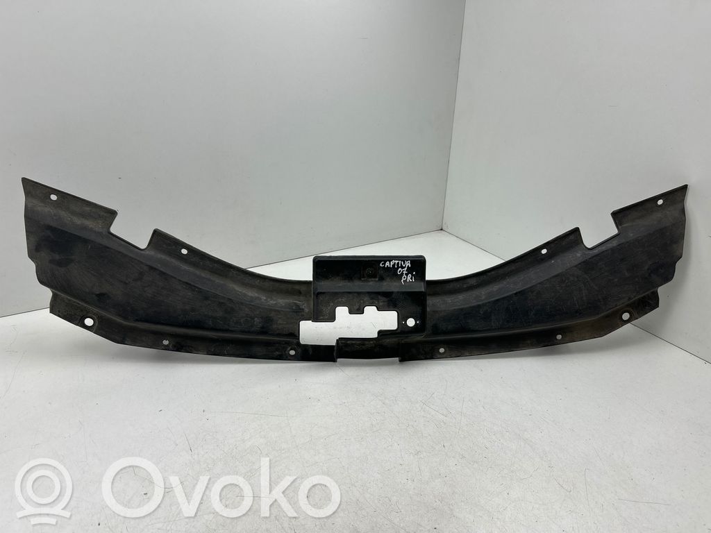 Chevrolet Captiva Garniture de radiateur 