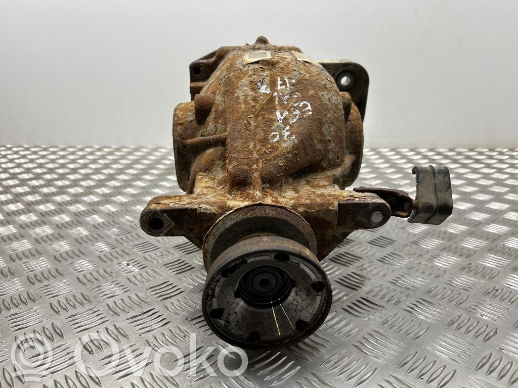 BMW 5 E60 E61 Galinis reduktorius 